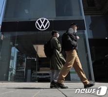 테슬라 이어 폭스바겐도 배터리 독립선언…현대차 가세할까