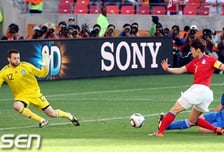 "바로 이순간" 박지성, '원맨쇼' 추가골