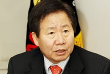 "근무시간 줄고 생산성 향상되면 일자리 생긴다"