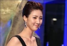 이수경, SBS연기대상 '민폐 MC' 등극