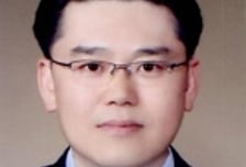 하이트진로 박문덕 회장 "이런 CEO로는 안된다?"