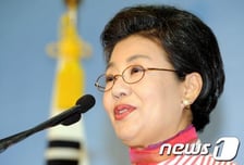 선진당이 거부한 박근혜 동생 '박근령', 총선 변수되나