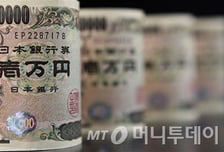 개입+금리인하에도 시장은 '엔저 고착화' 우려 