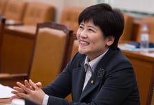 강은희 "저출산 ·경단녀 문제 관심…막중한 책임감"