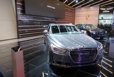 디트로이트는 온통 '블랙'…모터쇼 '럭셔리' 컨셉 대세