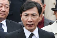 안희정 측, 朴 검찰소환 "법과 정의에 성역 없다는 것 보여야"