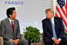 트럼프, 아베에 "韓, 김정은에게 이용당해"-산케이