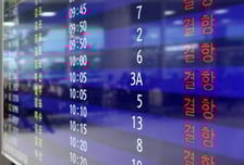 태풍 '타파' 로 제주 항공편 무더기 결항