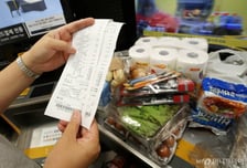 "임금인상이 인플레 부추겨? 그럼 제 생활비는요" [데이:트]