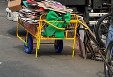 폐지 할머니 웃게한 '노랑 리어카'…"고마워요"[인류애 충전소]