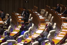 [기자수첩] '친애하는 빅브라더', 감시못해 죄송한 국회