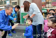 [현장+]당대표는 인기인데…'문재인 마케팅' 효과는