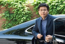 [뷰300]황교안과 김상곤, 노인정권vs노인정치