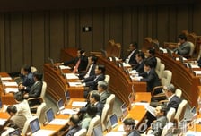 [광화문] 대통령의 봄날은 갔다