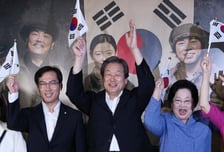 [기자수첩]'암살' 두번이나 국회서 상영되는 이유는…