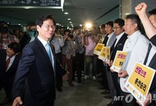 [뷰300]"문재인, 너나 잘하세요"만 남은 천정배 신당선언