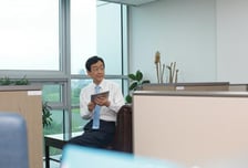 '전투력 없다' 비난받아…잘 싸우면 칭찬받는 계파정치