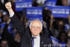 [40雜s]76살 샌더스의 영화같은 삶