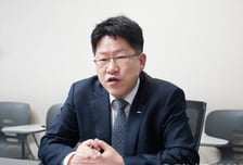 수익률 1위 매니저 "철강·기계 사라…올해도 종목장세"
