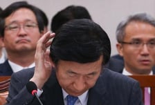 [뷰300]정부, 北무수단에도 "제재·압박"…'제재 성과'는 대답못해