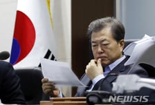 '정면돌파' 하기엔 난관 연속, 기로에 선 문재인표 대북정책