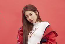 뭘 입어도 예쁜 수지, 레드 캐주얼룩 '완벽 소화'