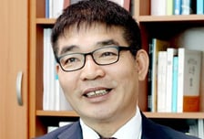 "회사가 책임져야죠"…희귀병 '산재 인정' 끌어낸 '다산'