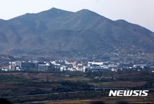 남북경협 채널 회복에 주목…경제부총리급?, 靑 비서실장급?