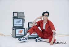 모델 김원중의 뉴발란스 운동화 연출법…"개성 넘쳐"