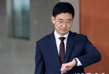 [야시시(野視視)]'父子 8선' 김세연, 의원직 던진다는데…