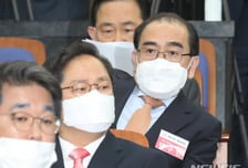 靑, 태영호·지성호 비판…'소식통' 때문만은 아니다