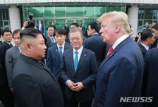 "미국서 태어나든지" 일갈한 文…자주외교의 '선'은?