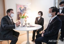 文대통령 '13평 발언 논란'…'물음표'가 그렇게 중요합니까?