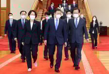 [30초 뉴스] 文대통령, 김부겸 국무총리와 장관 4인 임명장 수여