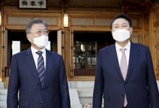 [우보세]윤석열은 '마음의 빚' 문재인과 달라야