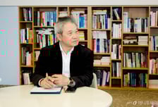 무일푼 섬 소년이 '2조 자산' 굴리는 사업가로…강방천 회장의 꿈