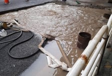 서울 홍제동 상수도관 파열 '긴급복구'…오후 2시까지 단수