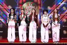 뉴진스, 英오피셜 싱글 톱100 진입…美빌보드 핫100도 진입예상