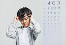 할머니보다 손주 시력이 더 나쁘네…청소년 80%가 근시