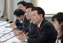 "尹대통령 지지율 34%…국민의힘 34% vs 민주당 49%"