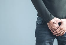 소변 힘 약해진 아버지와 아들, 증상 같아도 이유 달랐다