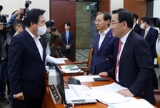 "이대로면 33세 이하는 한 푼도 못 받는데"...연금개혁 제자리, 왜?