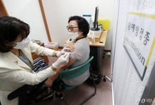 질병청, 15일부터 코로나 백신 상반기 추가 접종 실시