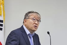 국민 10명 중 7명 건보료 부담…"도수치료보다 중증·희귀질환 지원을"