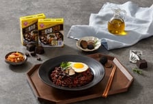 [신상품라운지]오뚜기 '직접 볶은 트러플 간짜장'