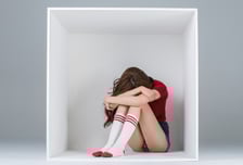 "잠 안 와" 밤새 뒤척, 우울한 MZ세대…'이 병' 위험 2배 높았다