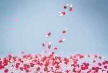 "매일 100명 숨져"…세균 죽이려 먹은 이 약, 오남용이 부른 참극