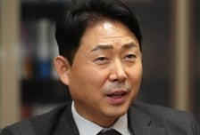 16년만에 "굿바이 코스닥" 오스템임플, '2036년 매출 10조' 달린다