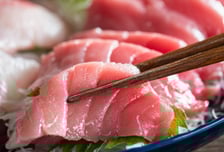 "끓이면 괜찮아" 먹었다간…찜통더위에 더 위험한 '식중독' 막으려면