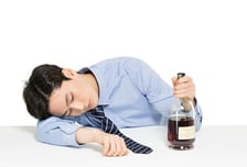 "여보, 얼굴 너무 빨개"…음주 뒤 '홍조', 남자가 더 자주 겪는다